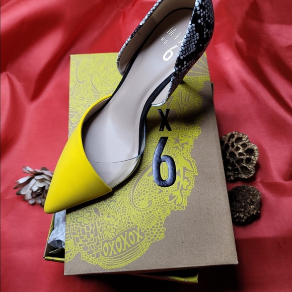 Heels - Picture 2 of 5